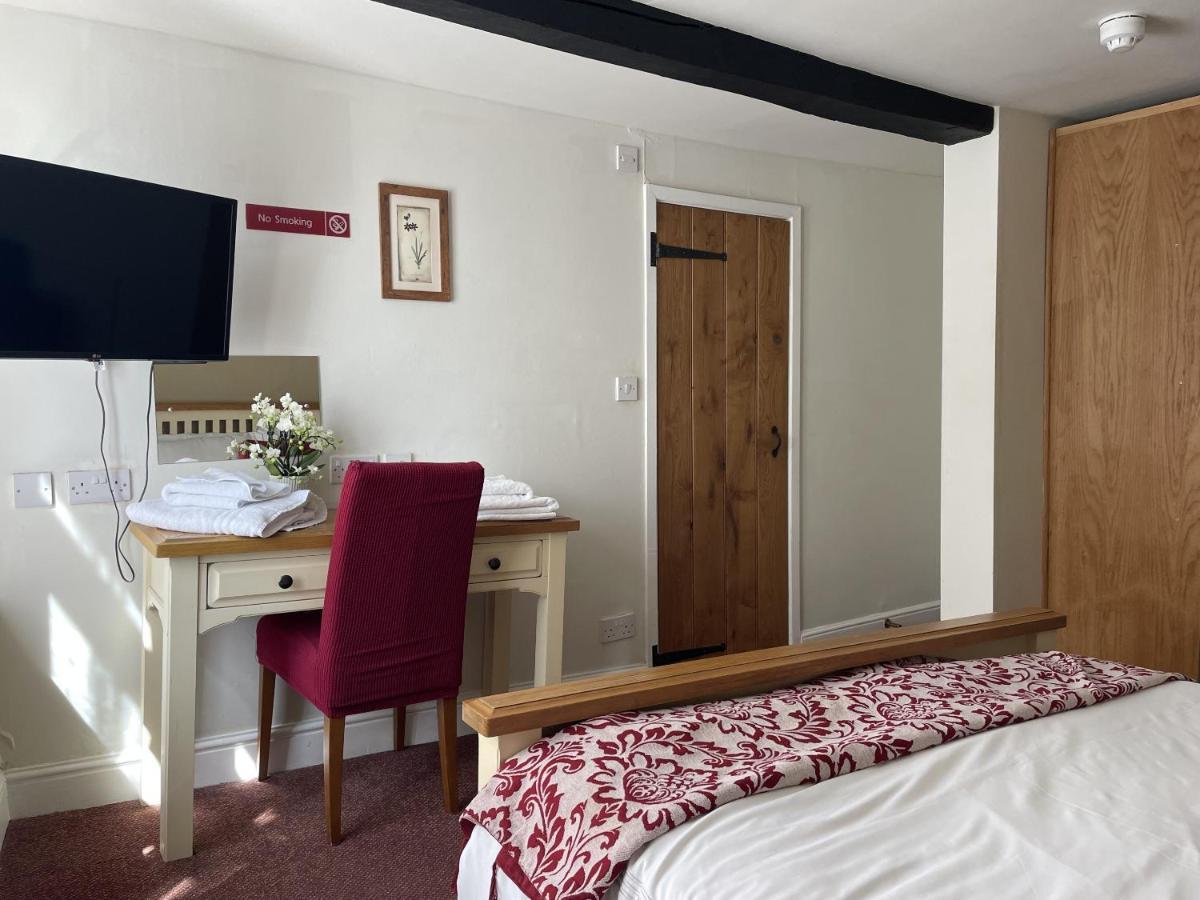 White Hart Hotel Wiveliscombe 部屋 写真