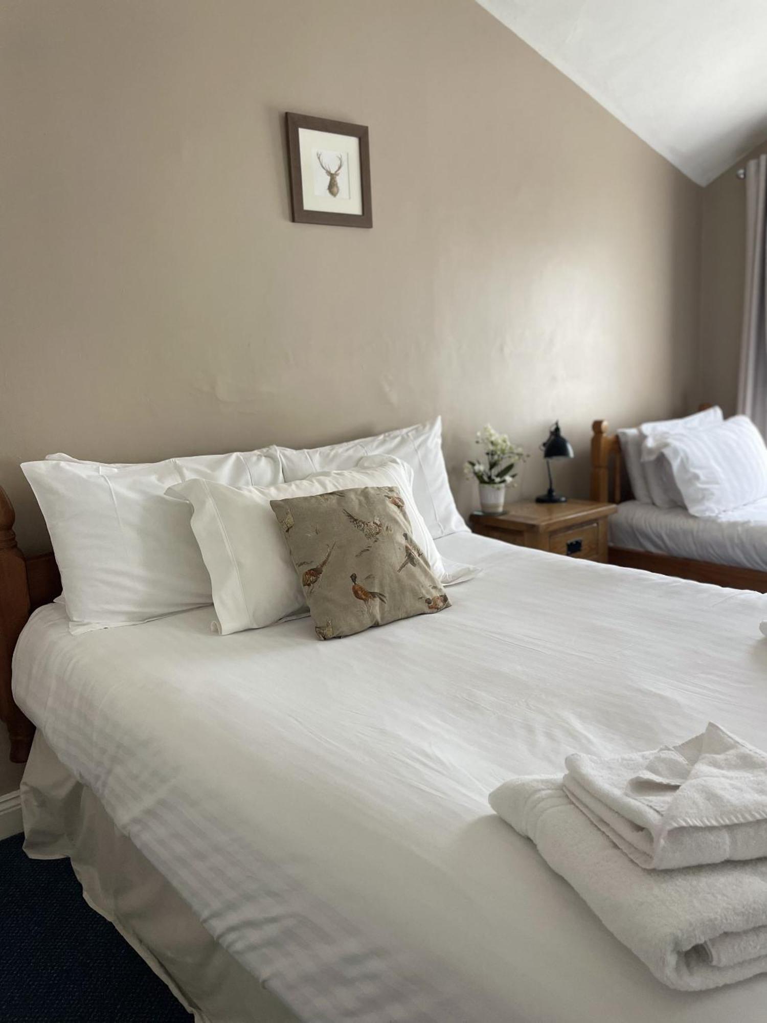 White Hart Hotel Wiveliscombe 部屋 写真